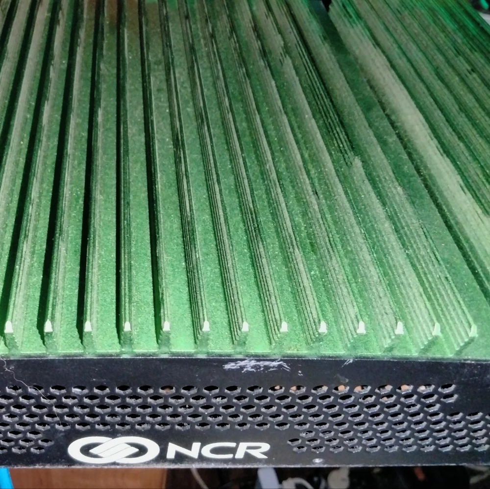 NCR 1657 N3000 Server